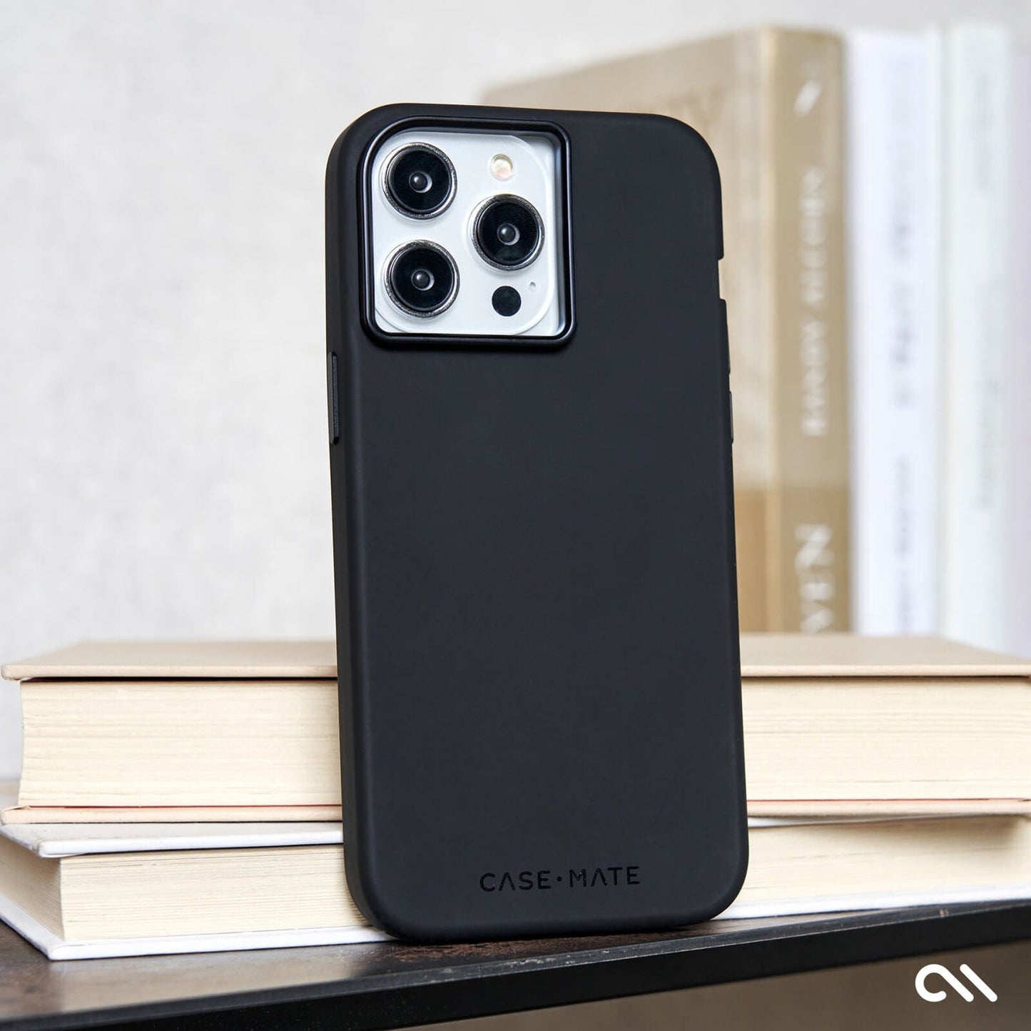Silicone Black MagSafe - iPhone 15 Pro Max