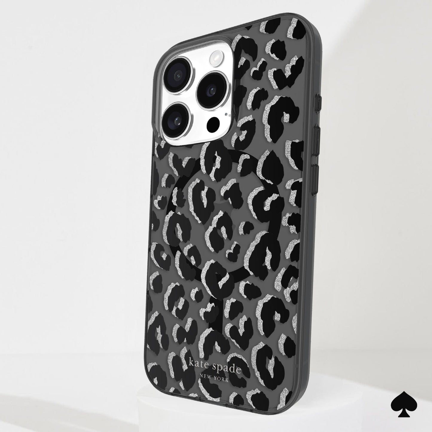 kate spade new york Black City Leopard MagSafe - iPhone 16 Pro