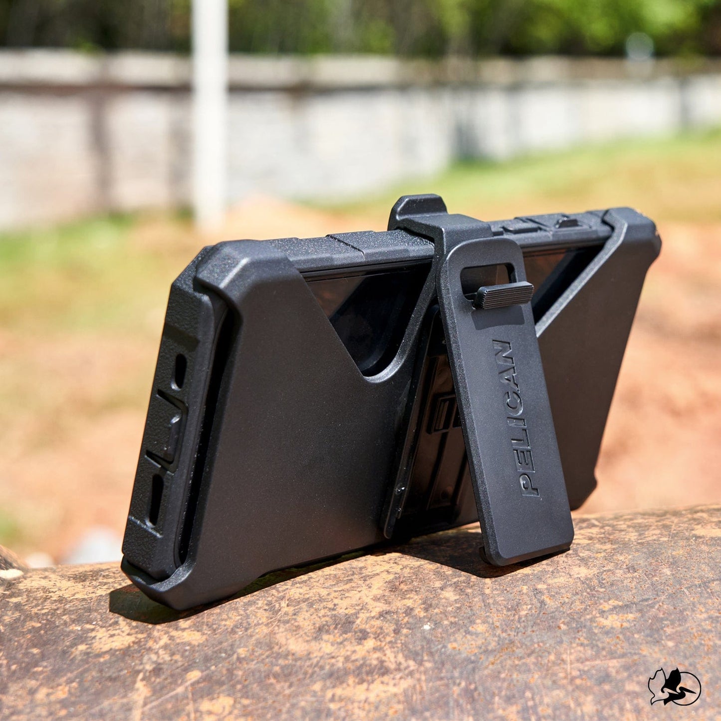 Pelican Shield Carbon Fiber MagSafe - iPhone 16 Pro